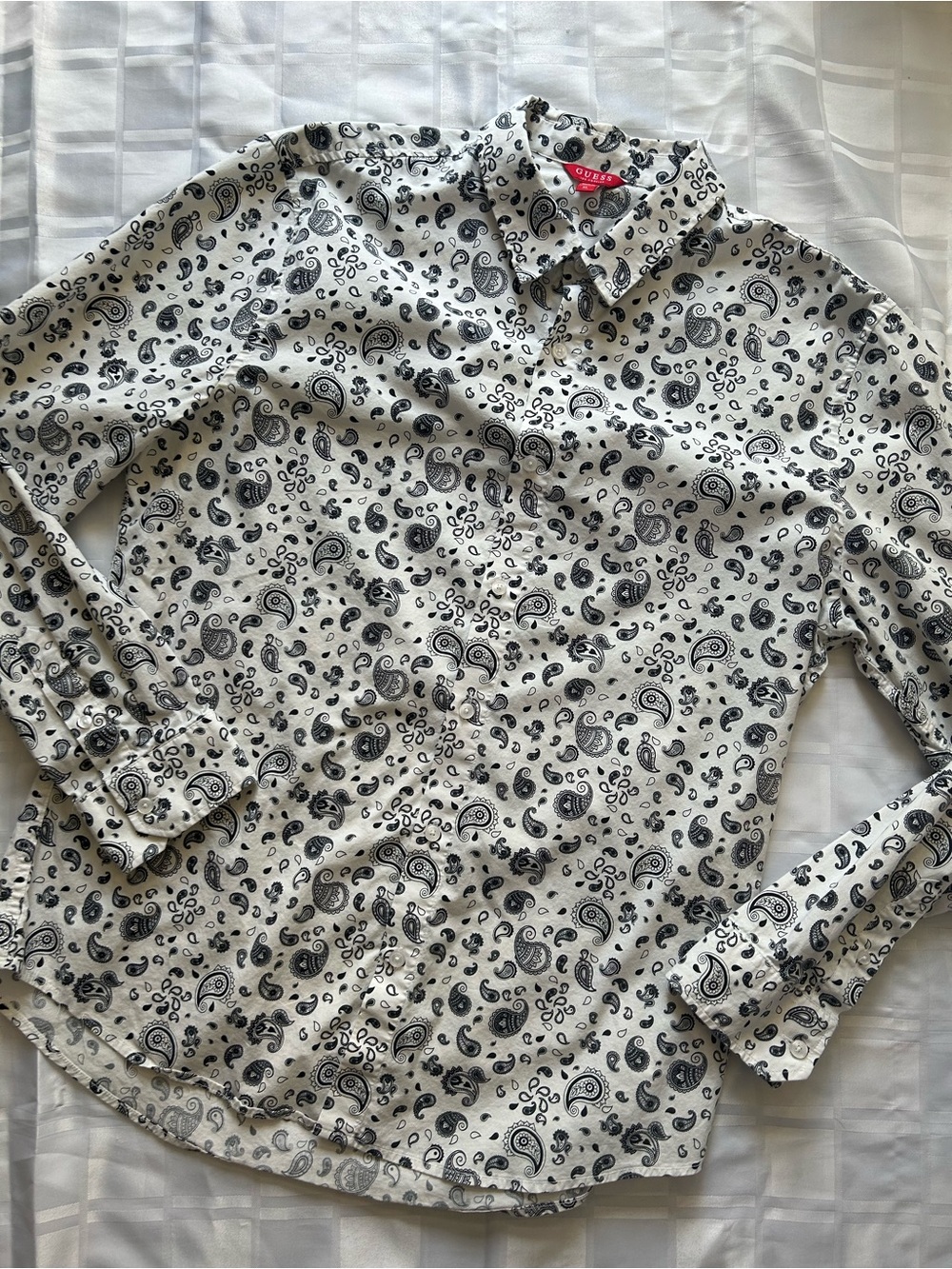 Guess Jeans Black & White Long Sleeve Paisley Print Button Up Dress Shirt